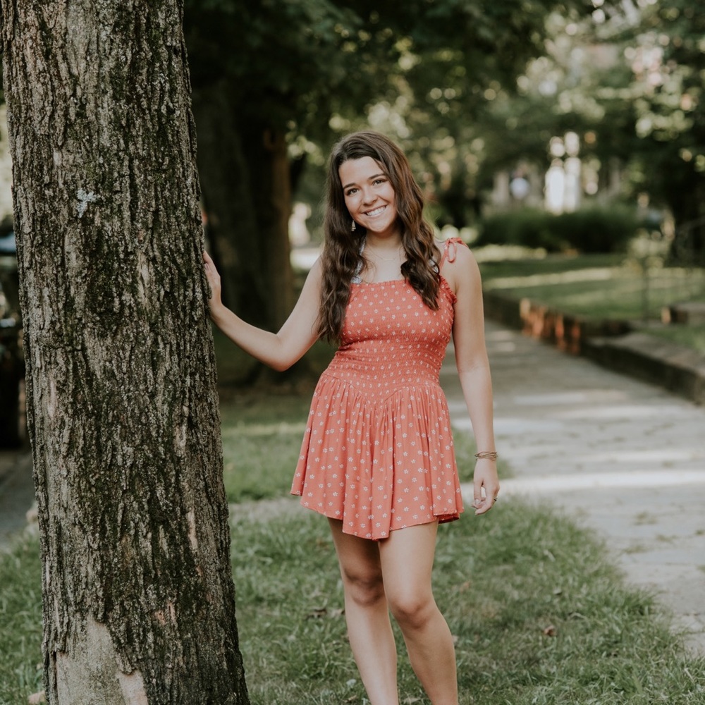 Red Romper - Picture 2 of 6